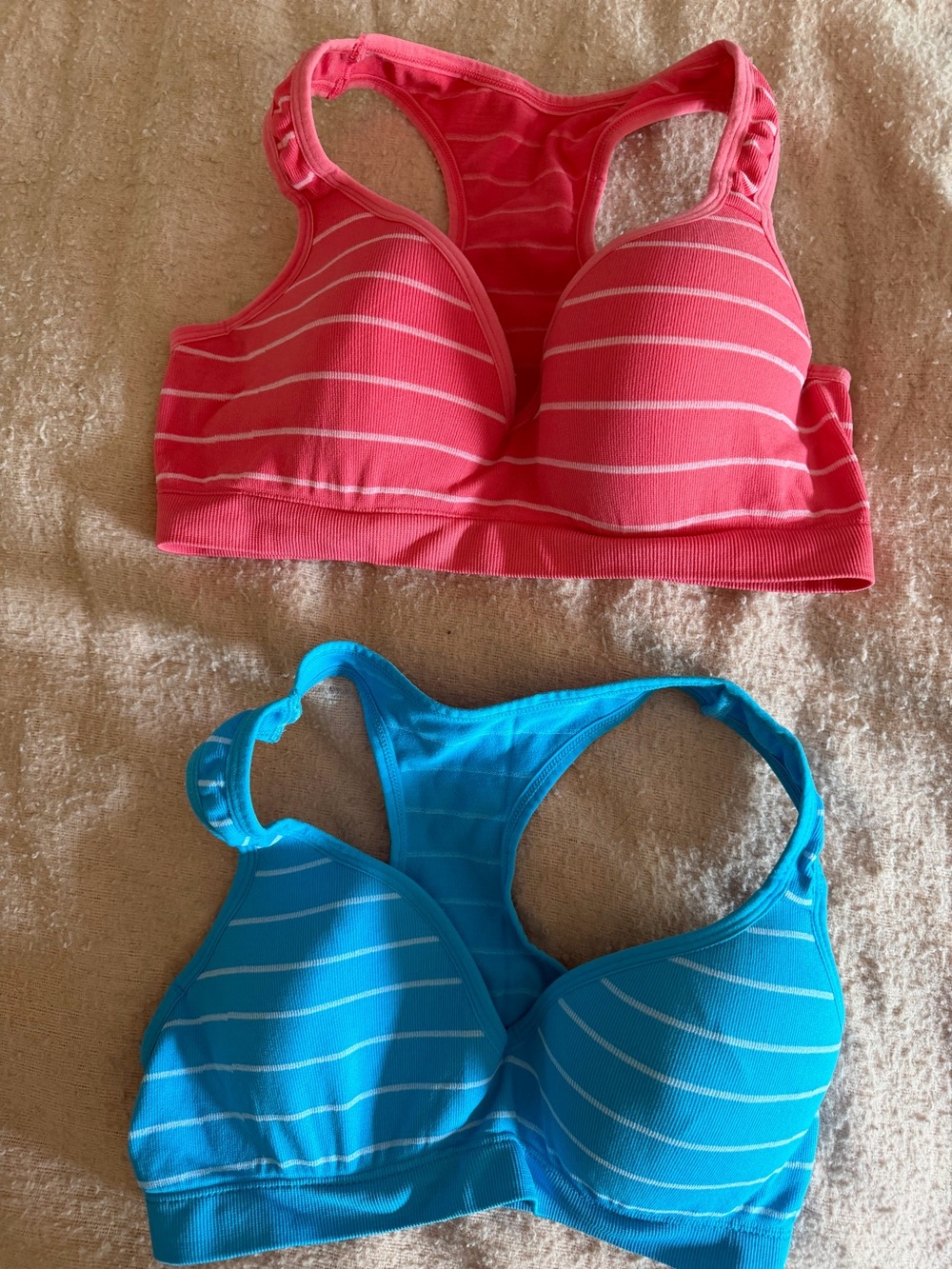 Striped Seamless Racerback Sports Bras - Pink and Blue